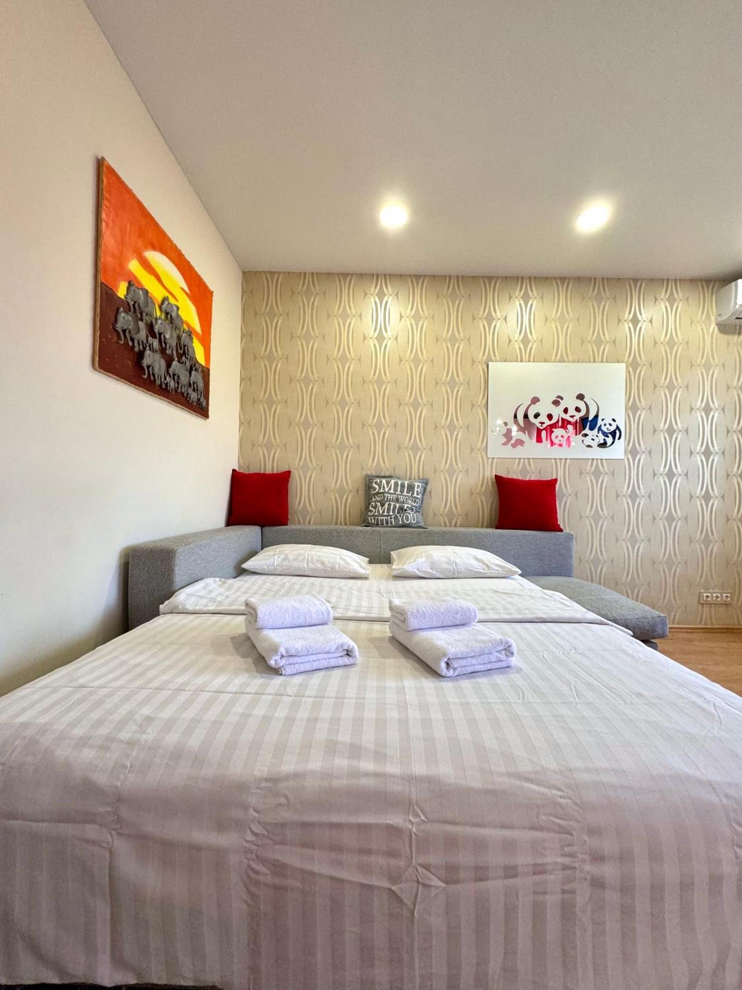 Apartpoltava Затишна 1-Кімнатна Студія,Новобудова В Самому Центрі Міста, Банківський Чек 외부 사진