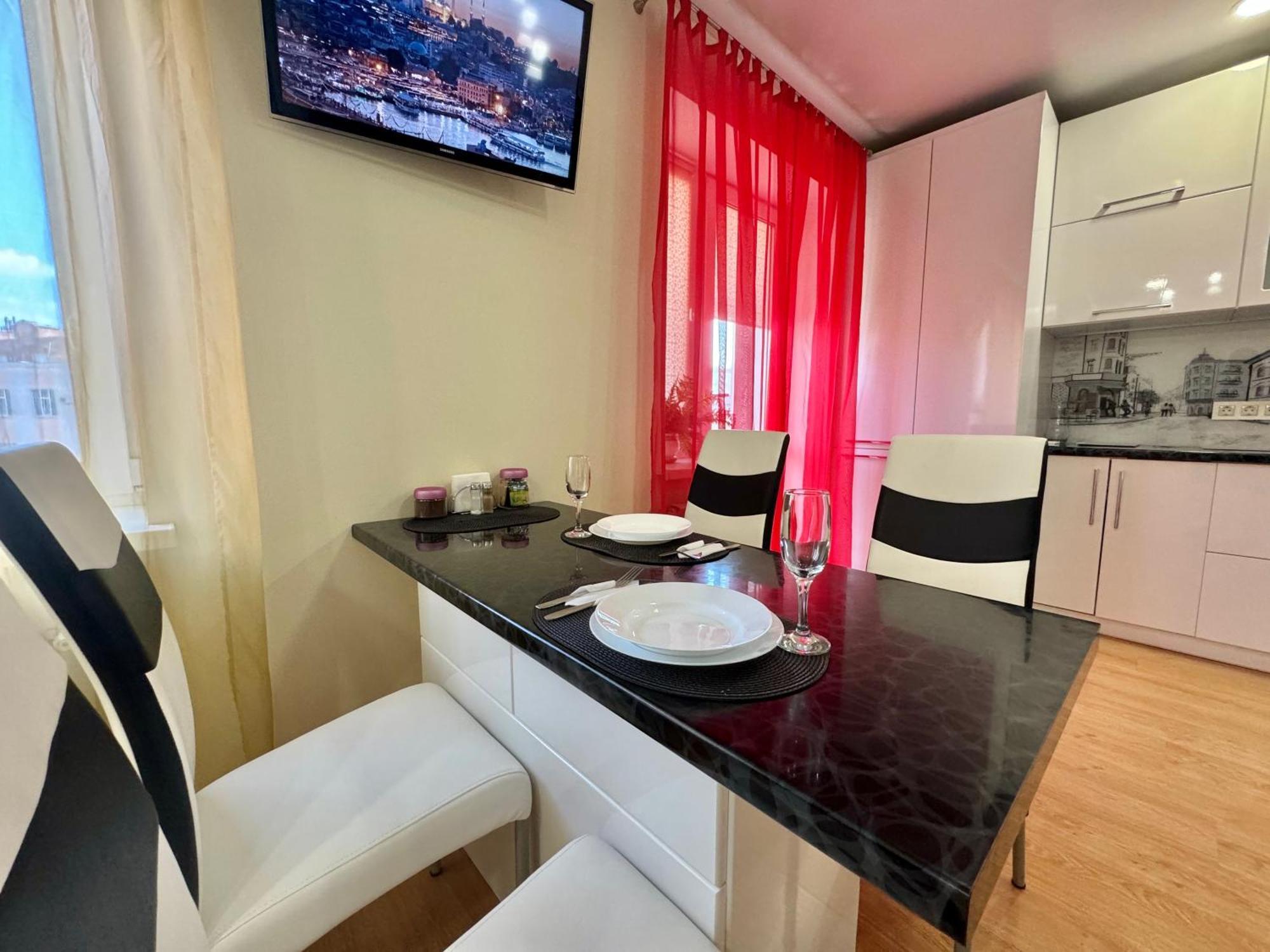 Apartpoltava Затишна 1-Кімнатна Студія,Новобудова В Самому Центрі Міста, Банківський Чек 외부 사진